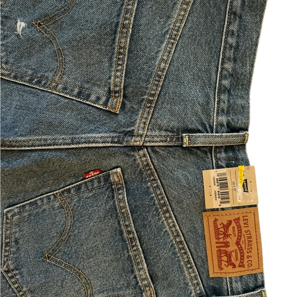 NWT woman’s Levi’s ribcage straight ankle distressed jeans 👖 size 28 - Picture 6 of 8